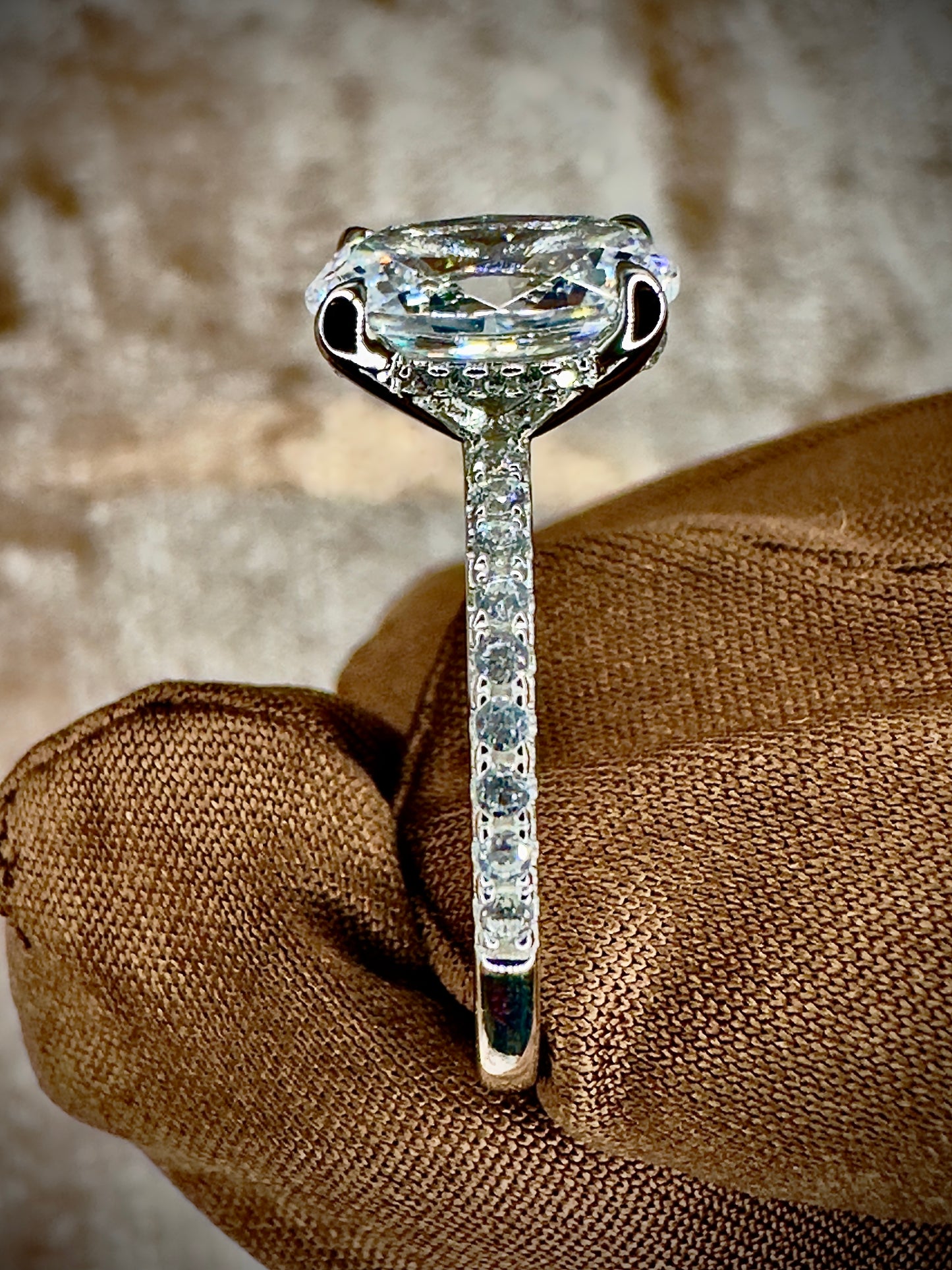 Oval Cut Cubic Zirconia Ring – 7x10mm Pave Band